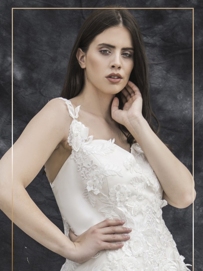 Dolci linee - LX 073 - Dolci Linee - Curvy Wedding dress 